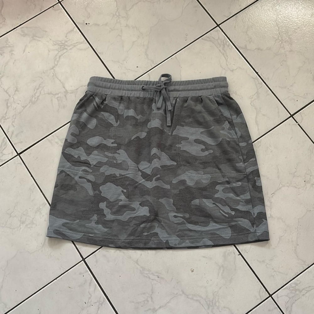Camo skirt